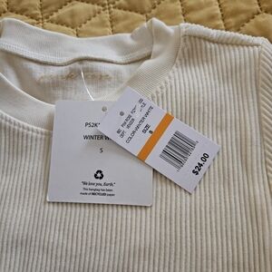 Women's Winter White Sweater